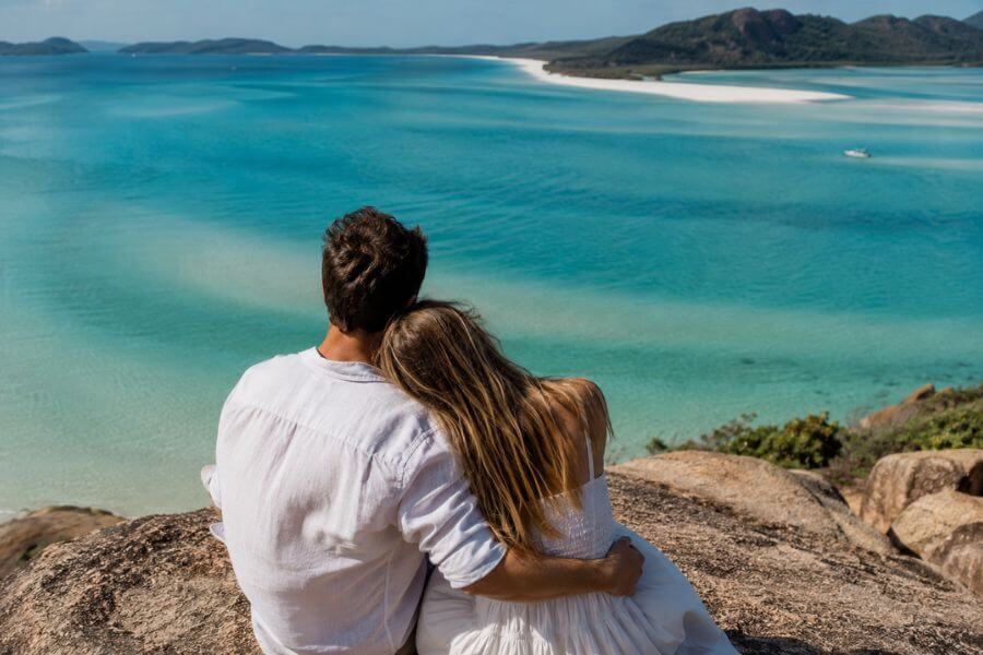 Read more about the article Top 10 Best Honeymoon Destinations in Australia for Every Budget
