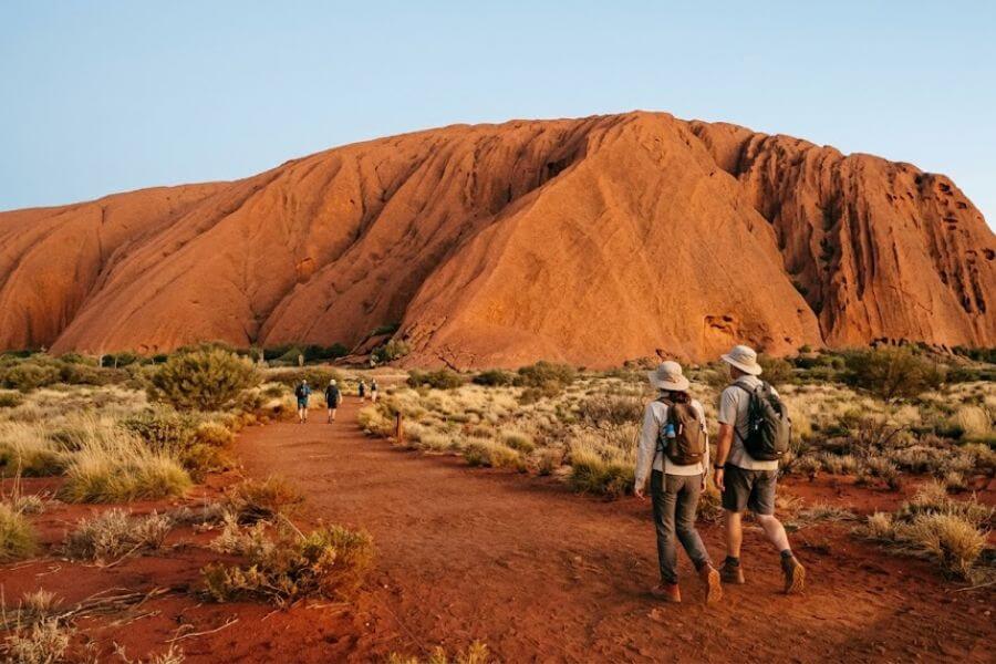 Read more about the article Uluru and the Red Centre: A Complete Travel Guide to Australia’s Outback